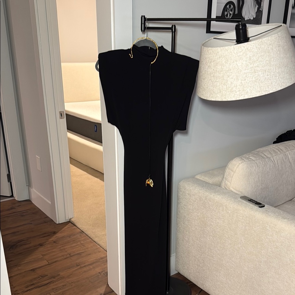 Elegant Black Midi Dress